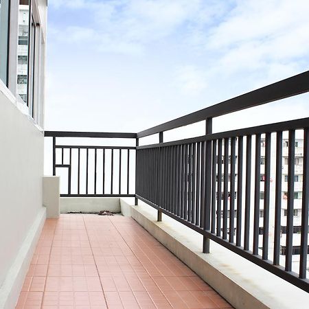 A18 Hotell Nonthaburi Exteriör bild