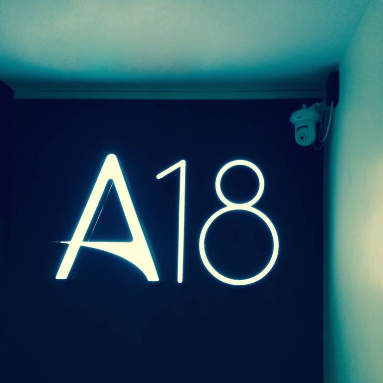 A18 Hotell Nonthaburi Exteriör bild
