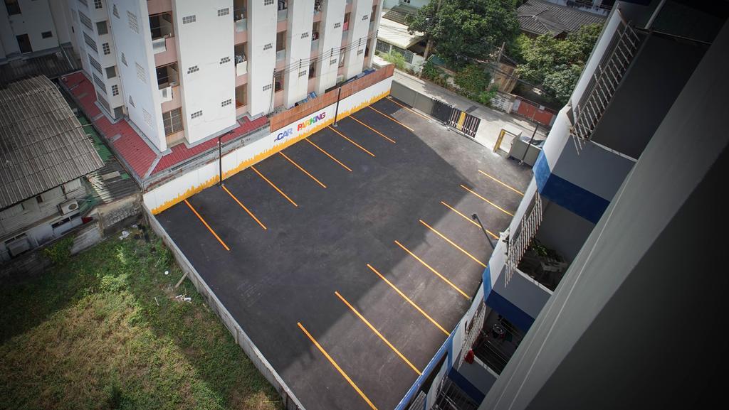 A18 Hotell Nonthaburi Exteriör bild