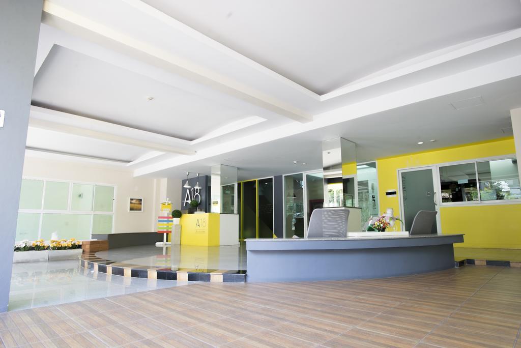 A18 Hotell Nonthaburi Exteriör bild
