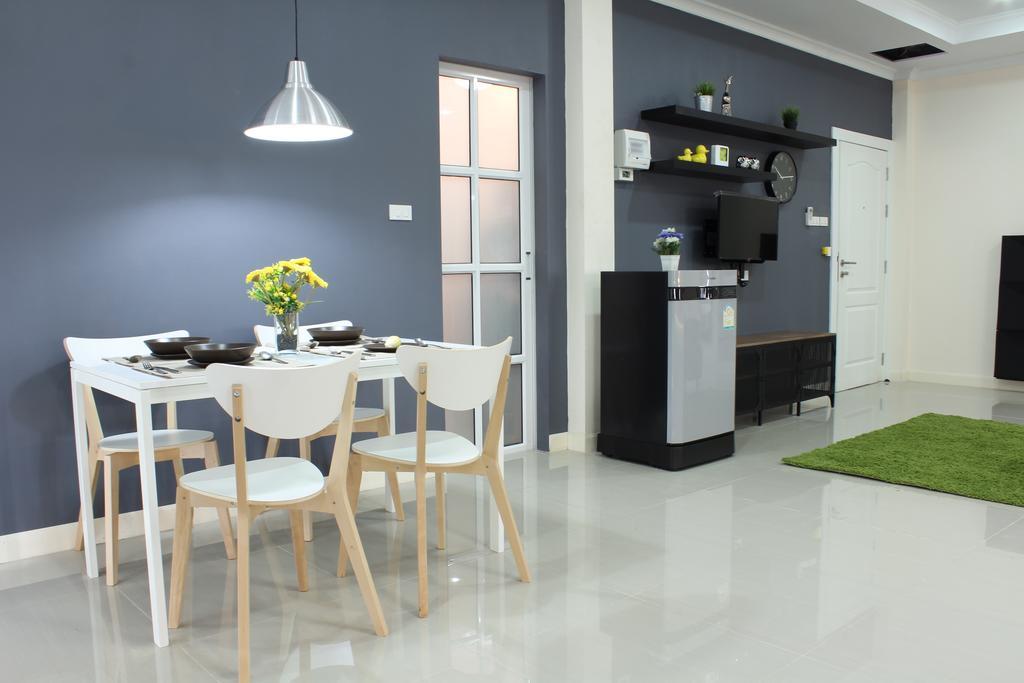 A18 Hotell Nonthaburi Exteriör bild